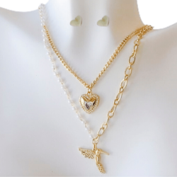 Accesorios de acero inoxidable con colibri y corazones