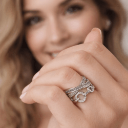 Anillo ajustable plateado cristales baguette est. 38589