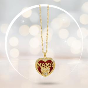 Collar con dije especial para mamá con corazones y con las letras "MAMA"