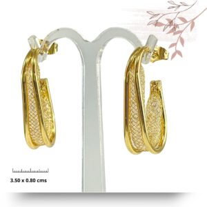 Aretes dorados 3.50 x 0.80 cms con cristales adentro.