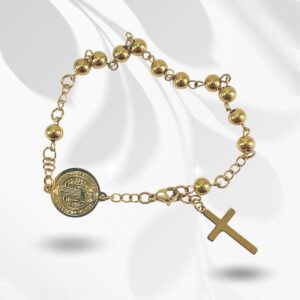 Pulsera dorada religiosa con dijes de San Benito y cruz acero inoxidable -