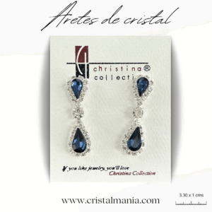 Aretes de noche plateados con cristal verde 3.30 x 1 cms. Elegir los aretes adecuados puede transformar por completo tu atuendo nocturno, añadiendo un toque de sofisticación y elegancia. Al elegir tus aretes, considera el estilo de tu vestido y el peinado que llevarás para asegurarte de que todo el conjunto esté en armonía. ¡Disfruta de tu noche con el brillo perfecto!