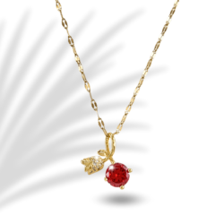 Collar dorado en forma de flor tulipan con cristal rojo de joyería moderna con  flores se ha convertido en una tendencia prominente en el mundo de la moda y el diseño. Estos accesorios no solo simbolizan el amor y el afecto, sino que también representan una declaración de estilo personal.