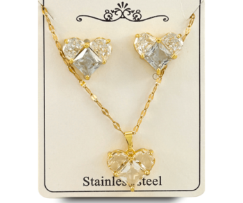 Collar y aretes de moda dorados para mujer en acero inoxidable con corazones, Descubre nuestros elegantes sets de collares y aretes de acero inoxidable, ¡la moda perfecta que complementa tu belleza! ✨  #cristalmania #ComplementaTuBrillo