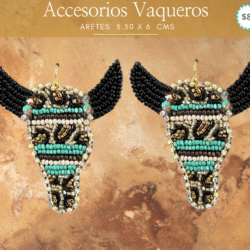 Aretes vaqueros 5.50 x 6 cms cabeza de toros 💫 Ligeros, llamativos y llenos de personalidad. Resalta tu estilo con estos aretes vaqueros, ideales para mujeres con espíritu libre y auténtico. Su diseño combina el encanto rústico del estilo western con toques modernos que los hacen perfectos para cualquier ocasión. Ligeros, cómodos y llenos de personalidad, son el accesorio ideal para completar tu look boho, country o casual con un toque original.
