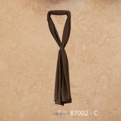 Mascada vaquera  (Compra un portamascadas y se te descuenta $50.00) - Agrega a tu atuendo ese detalle vaquero que realmente destaca.