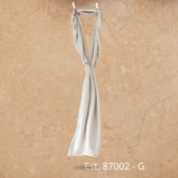 Mascada vaquera  (Compra un portamascadas y se te descuenta $50.00) - Agrega a tu atuendo ese detalle vaquero que realmente destaca.