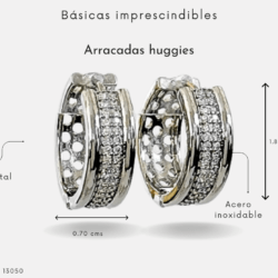 Aretes Huggies plateados Ligeros y con mucho estilo en acero inoxidable con cristales Pequeños, ligeros y con mucho estilo. Perfectos para regalar. El toque lindo de tu outfit. Aretes Huggies ideales para uso diario. Pequeños, cómodos y súper combinables