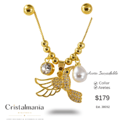 Collar con dije de colibri, perlas y cristales con aretes acero inoxidable Dale un toque especial a tu look Collares y aretes para mujer en acero inoxidable, elegantes, modernos y perfectos para cualquier ocasión. ¡Elige tus favoritos y luce increíble todos los días!