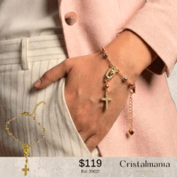 Pulsera dorada religiosa Virgen de Guadalupe & una cruz.  Lleva un símbolo de fe que también refleje tu estilo. Descubre nuestras pulseras religiosas y encuentra la tuya.